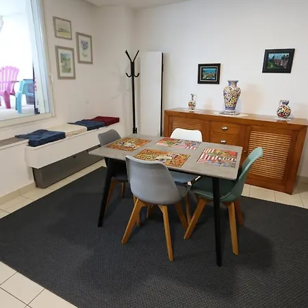 Apartment Chaleureux Sur *