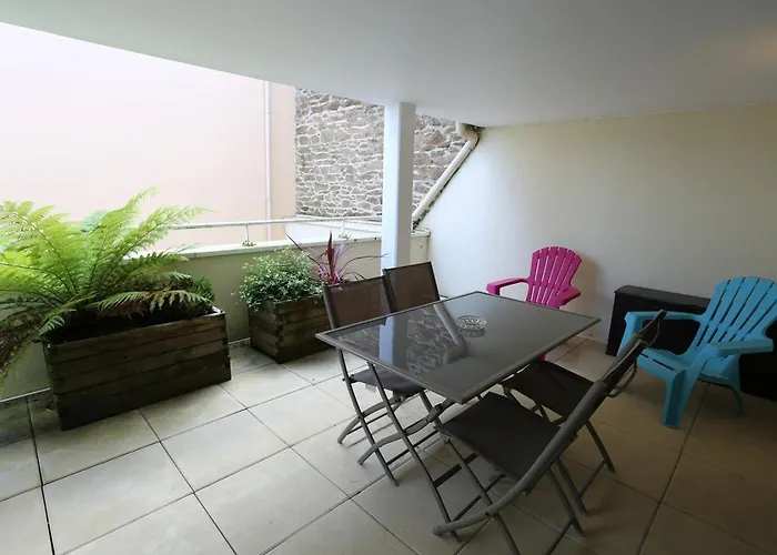 Chaleureux Sur דירה ברסט